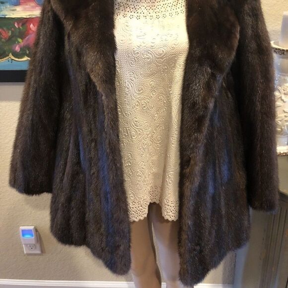 Stylish Soft Vintage Dark Brown Mink Coat - Picture 6 of 12